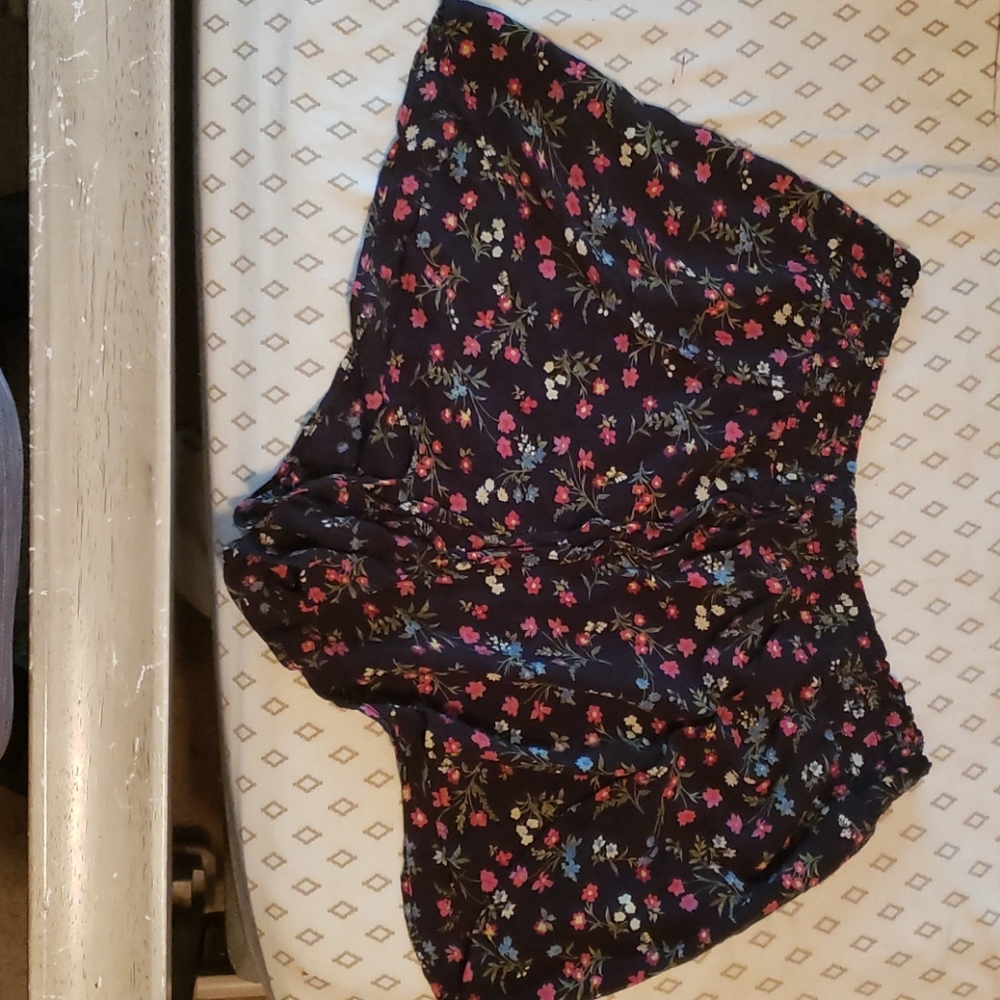 American eagle women's shorts